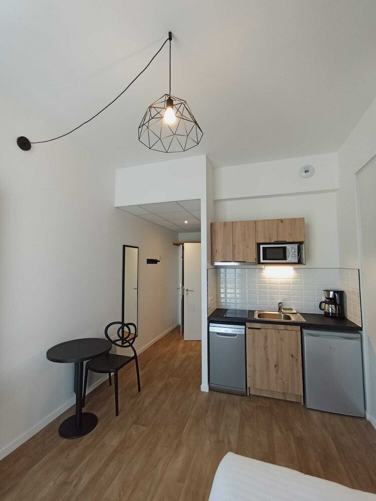 Фото Nemea Appart Hotel Coliseum Amiens Centre