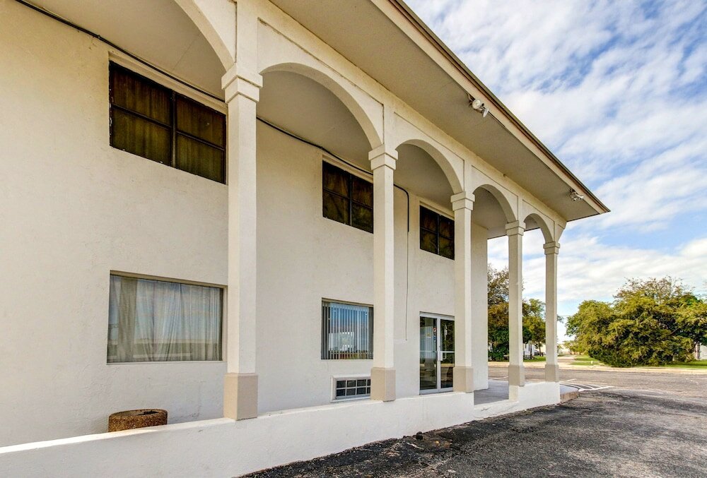 Фото Motel 6 Waco, Tx - Lacy Lakeview