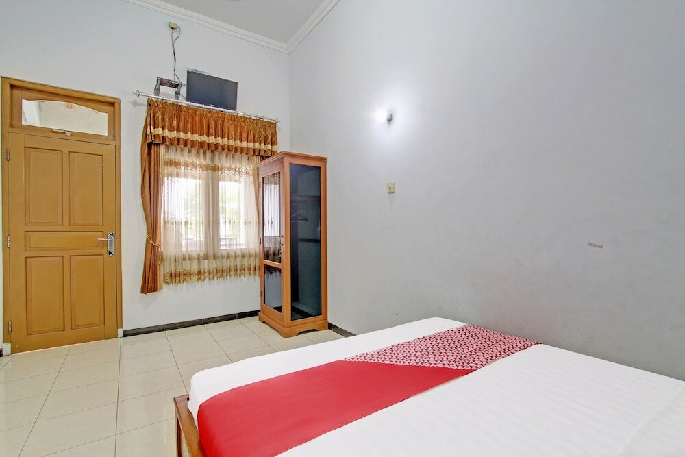 Фото Super Oyo 91748 Wisma Pkpri Purworejo
