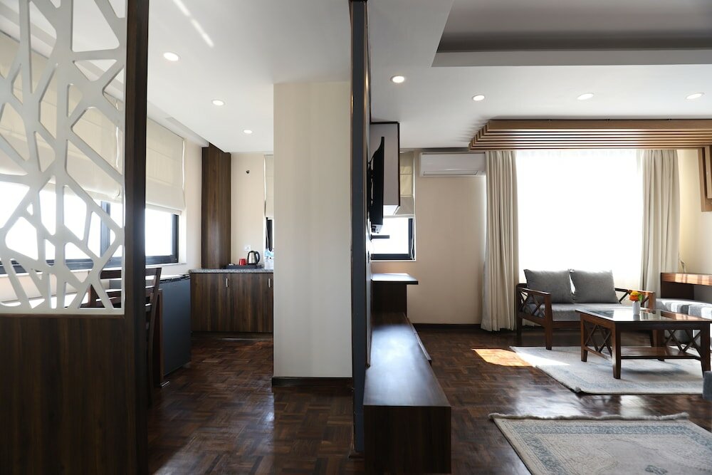 Фото Apex Business Hotel