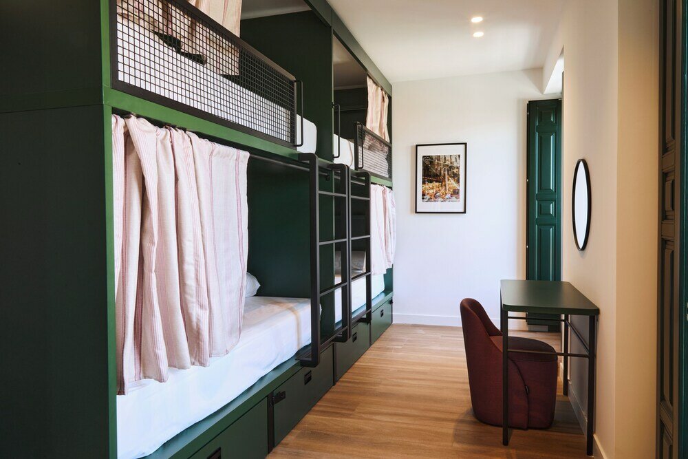 Фото Latroupe Prado