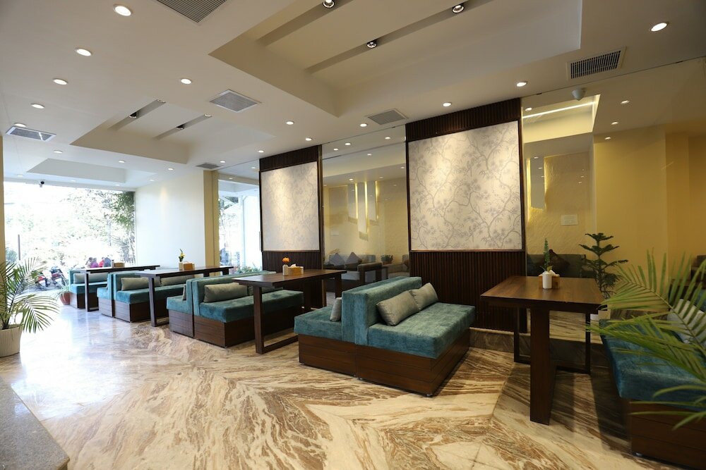 Фото Apex Business Hotel