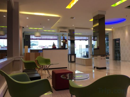 Фото Msquare Hotel