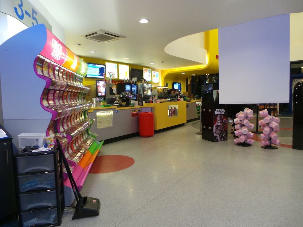 Coffee shop Odeon Crewe, Crewe, photo