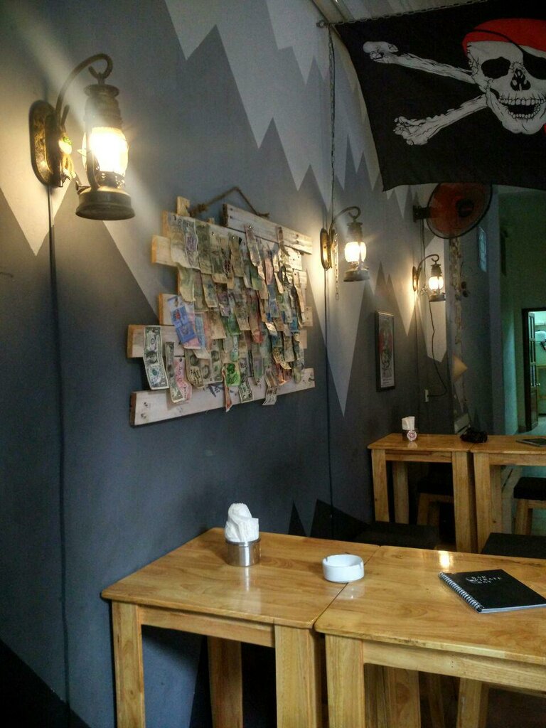 Hookah lounge Pirate Bay Bar, Nha Trang, photo