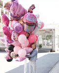 PoSharam (1st Kotlyakovsky Lane, 2Ак3), goods for holiday