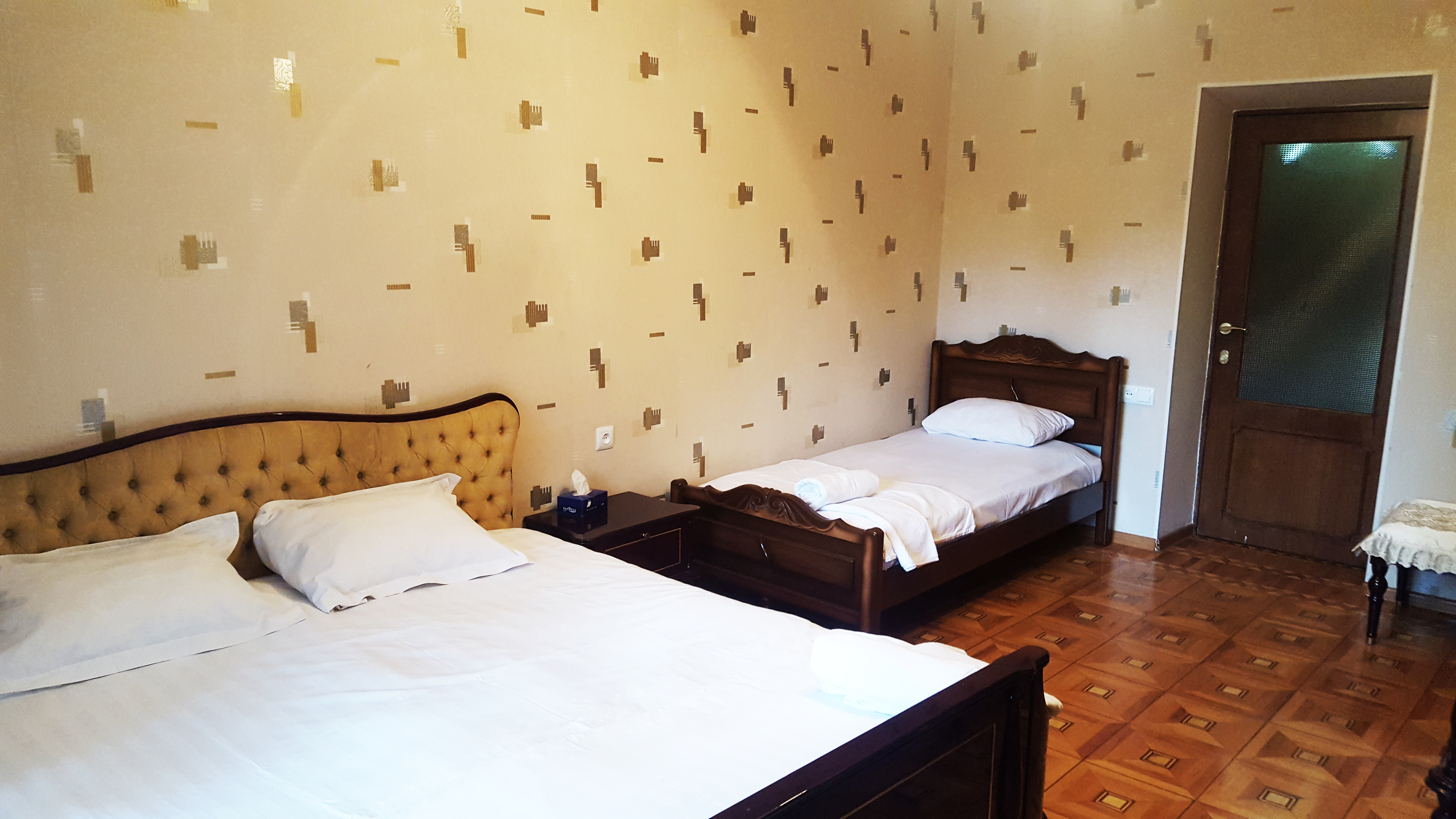 Фото Friendship Hostel & Tours