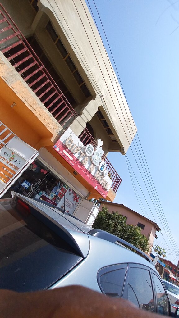 Perfume and cosmetics shop Gifts n more, Accra, photo
