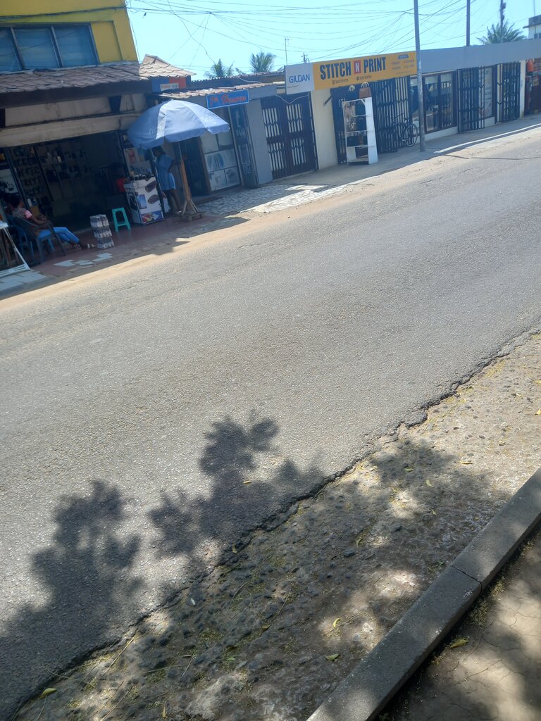 Clothing store 7th Heaven, Accra, photo