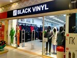 Black vinyl (Molodoguardeycev Street, 7) ، متجر ملابس