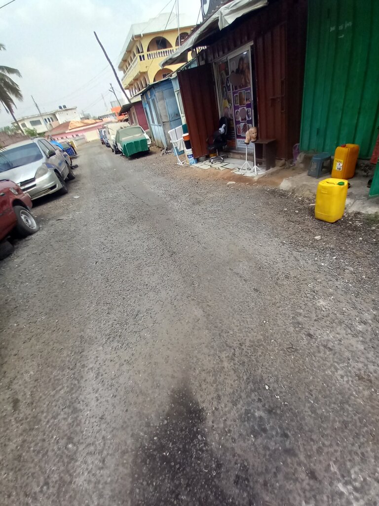 Nail salon Vic Ma, Accra, photo