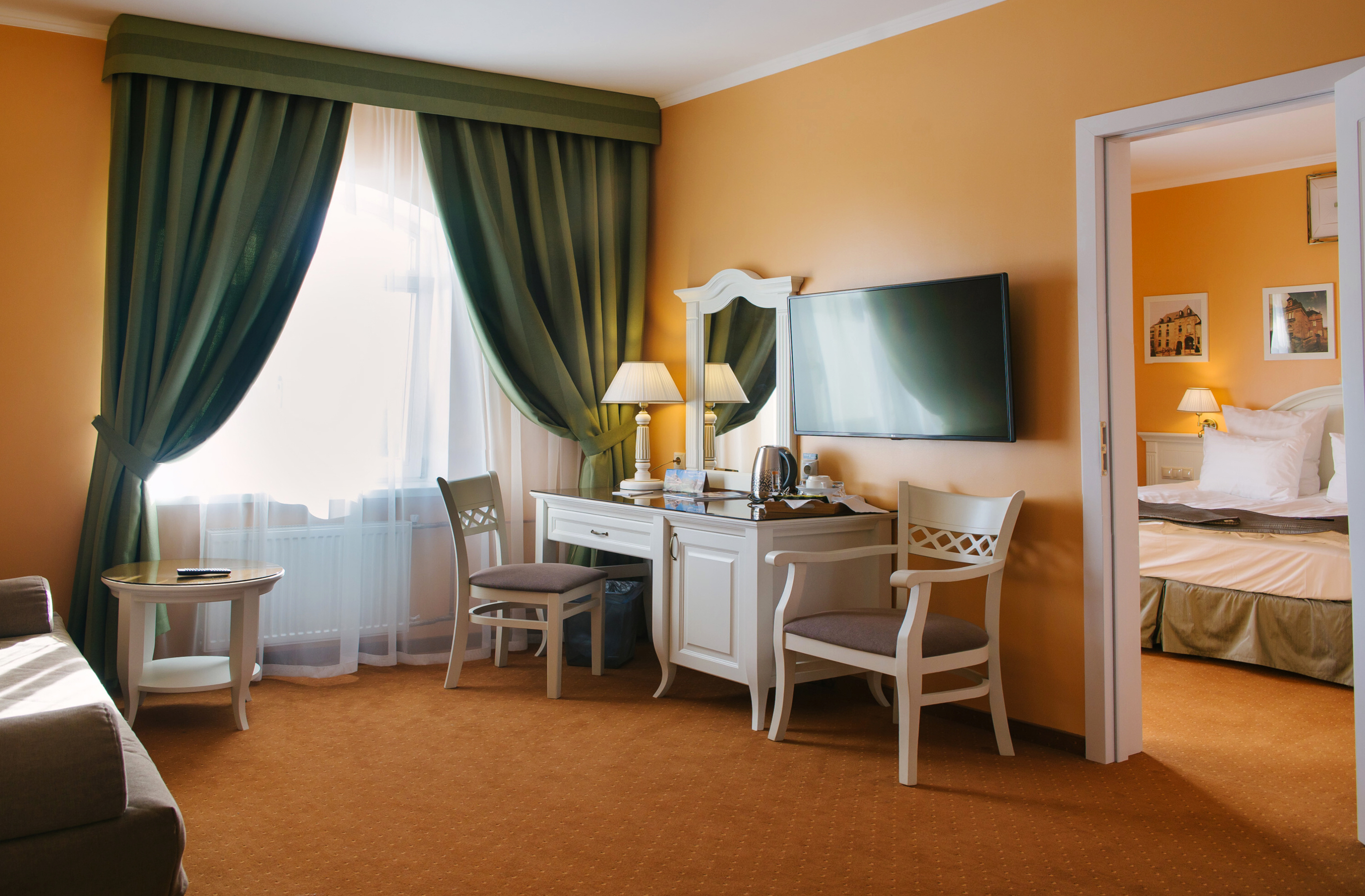 Фото отеля 2