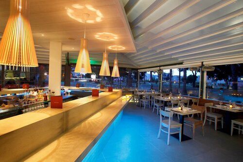 Гостиница Hilton Nicosia в Районе Никосия