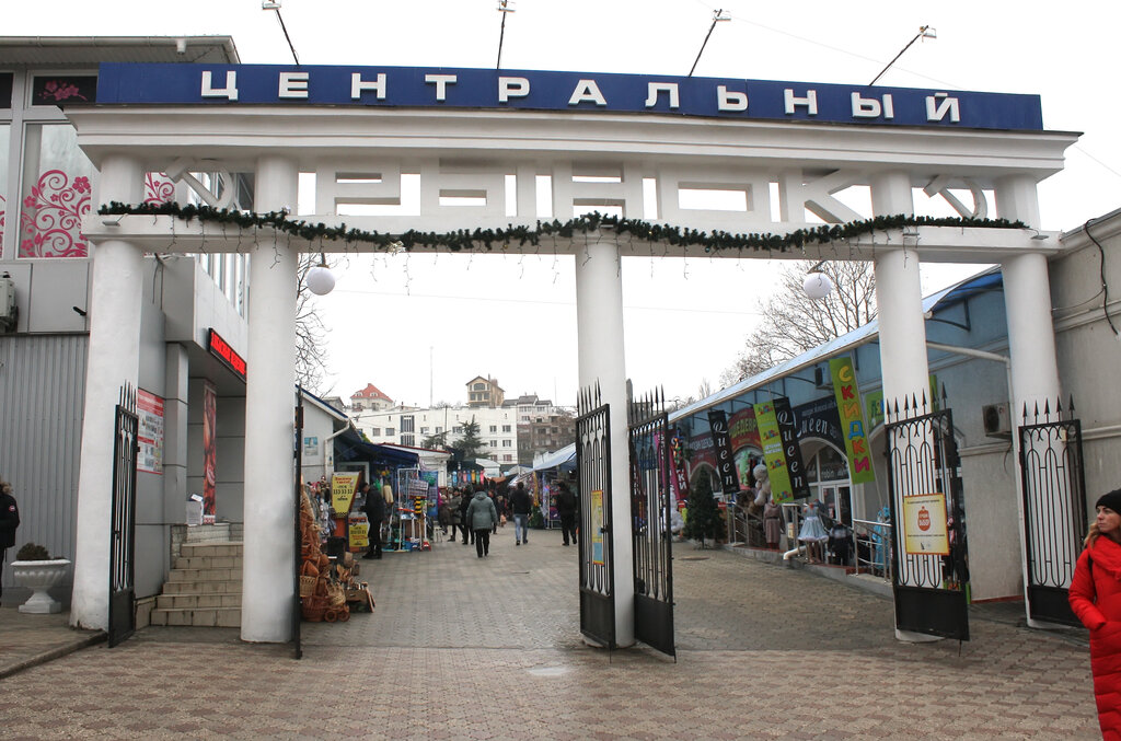 Автомобильный рынок в севастополе