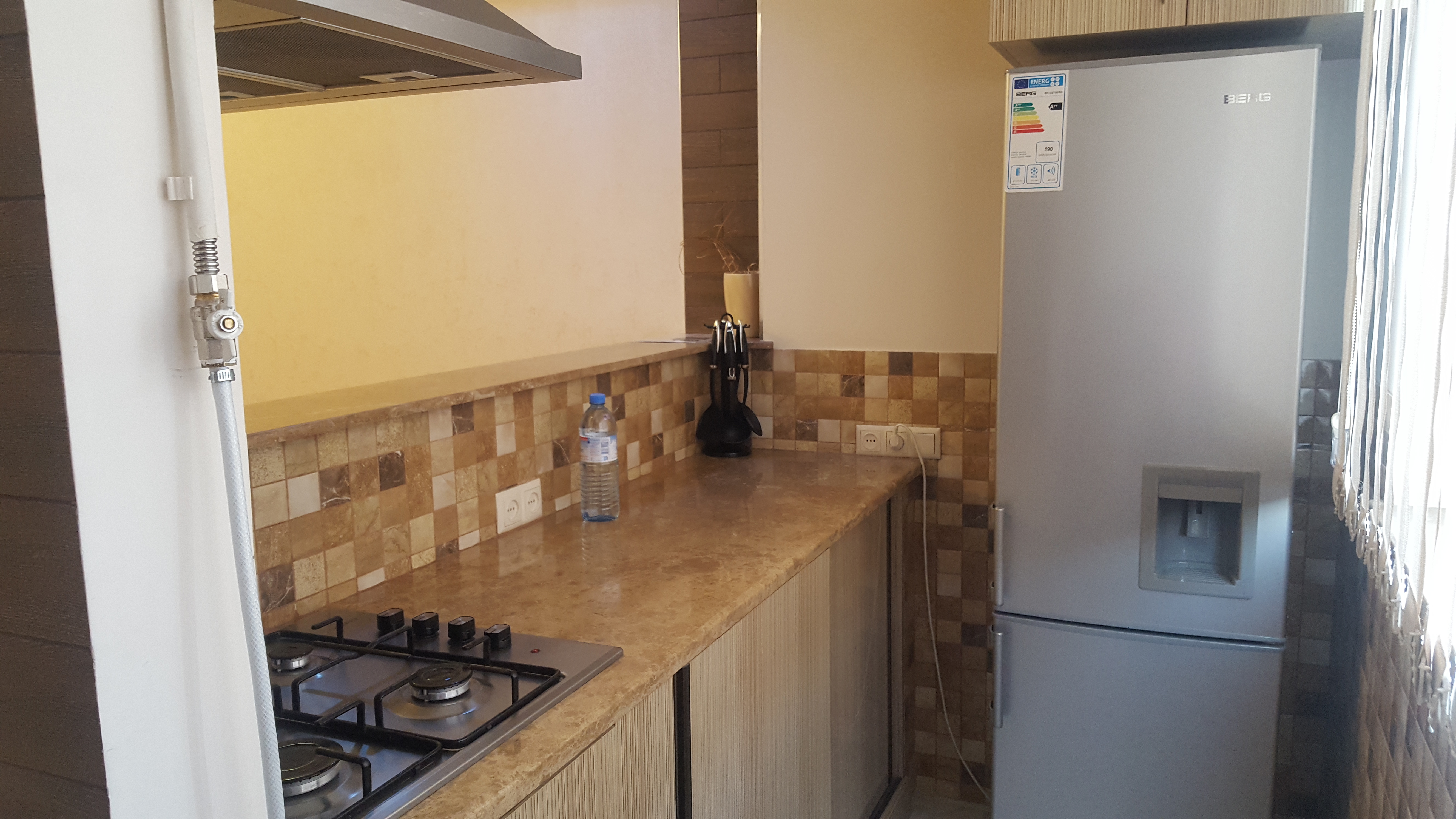 Фото Friendship Hostel & Tours