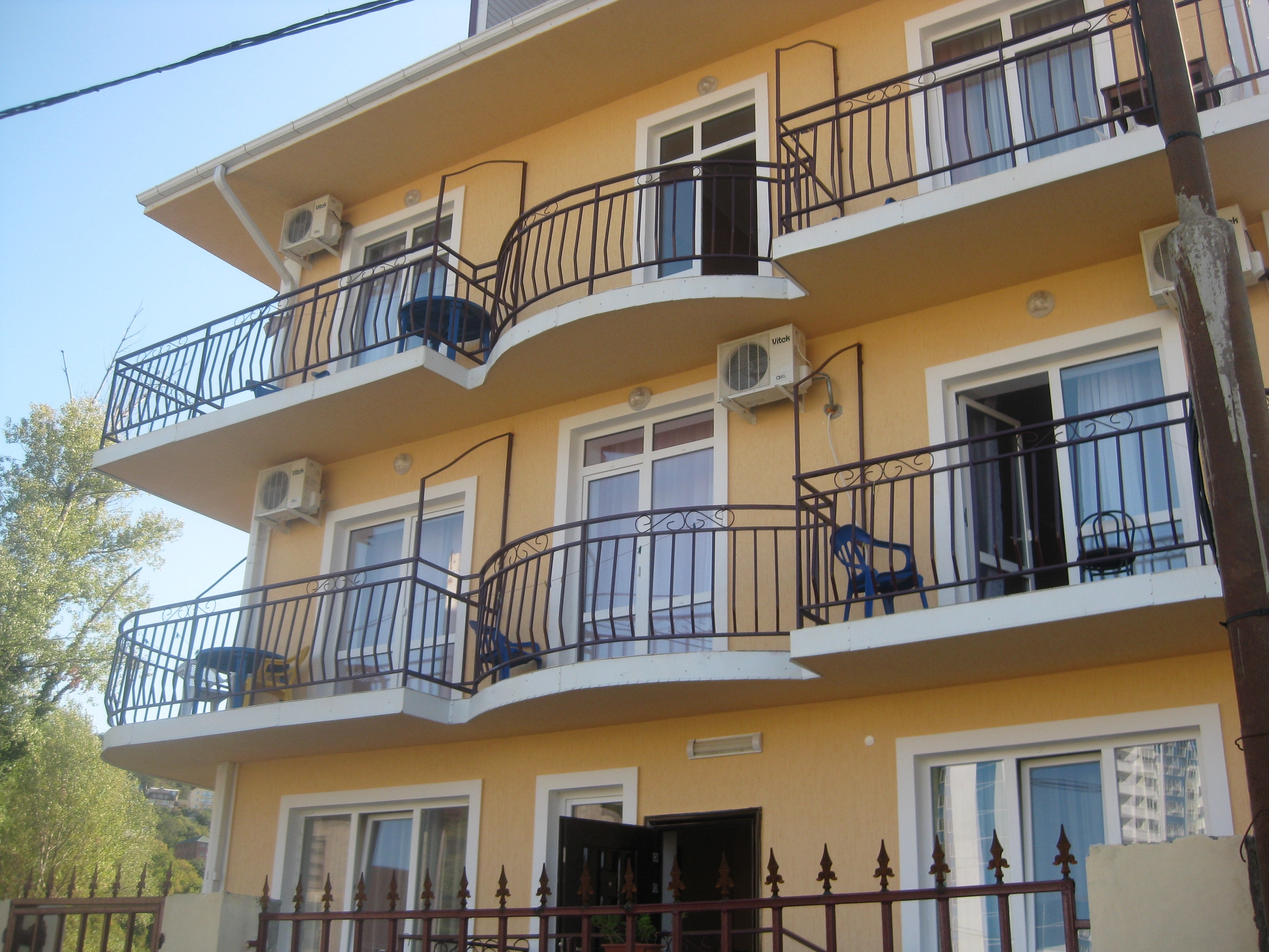 Фото Амбассадор