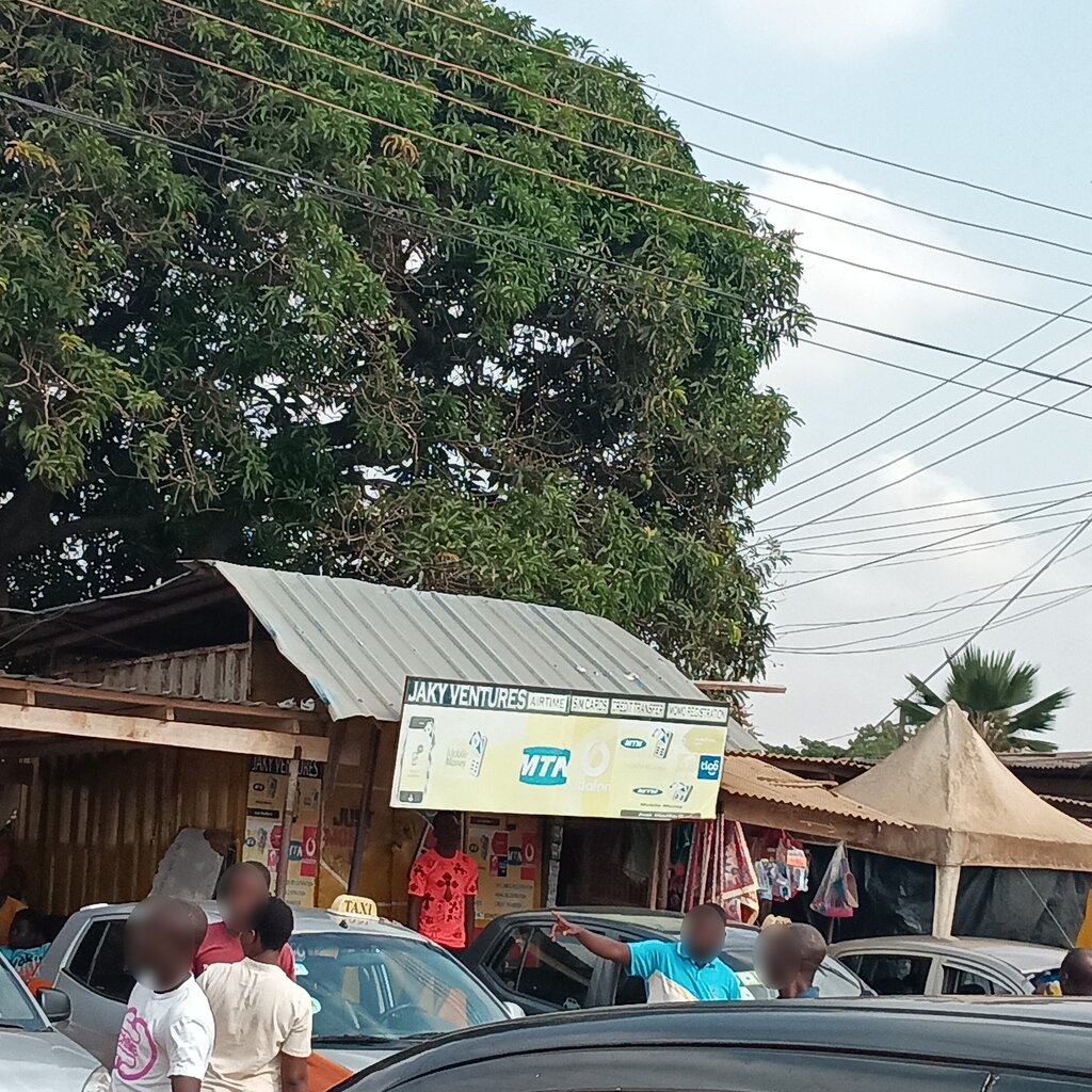 Money transfers Jaky, Earth, photo