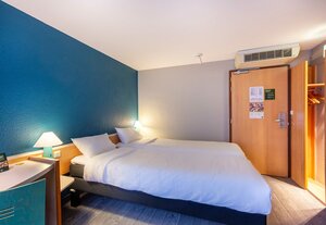 Hotel ibis Orléans Centre (Centre-Val de Loire, Loiret, Arrondissement d'Orléans, Orléans, Rue du Maréchal Foch), hotel