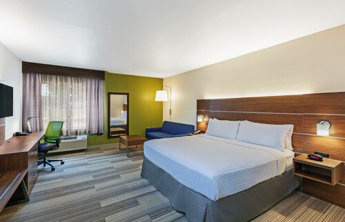 Гостиница Holiday Inn Express Hotel & Suites Dallas Lewisville, an Ihg Hotel