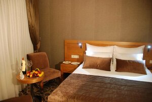 Volley Hotel Izmir (İzmir, Konak, Mimar Sinan Mah., 1486 Sok.), hotel
