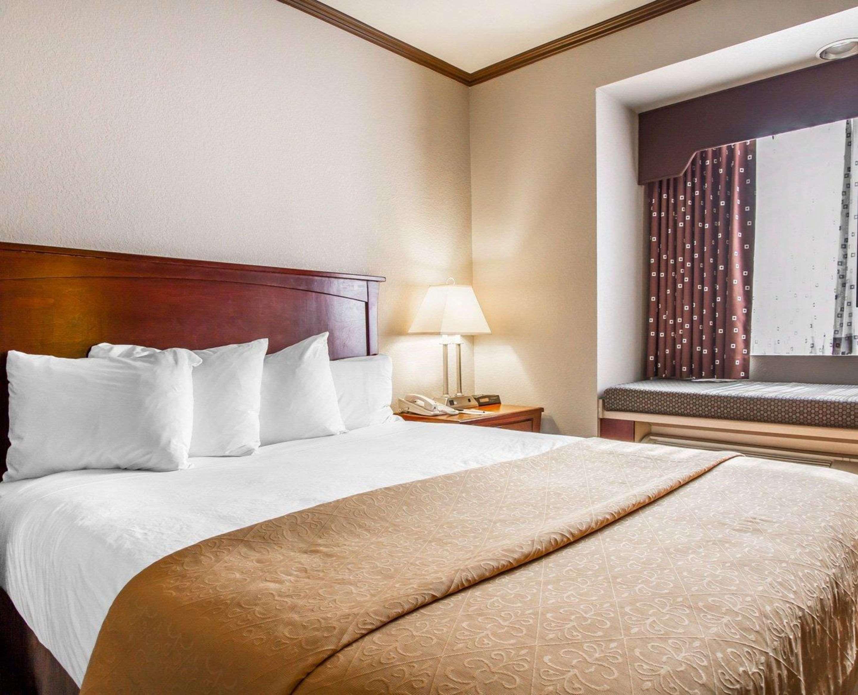 Фото Quality Inn Chandler I-10