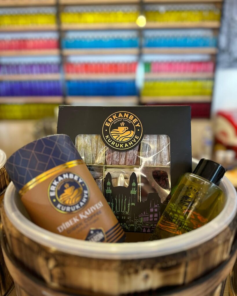 Nuts, snacks, dried fruits Erkanbey Coffee, Midyat, photo