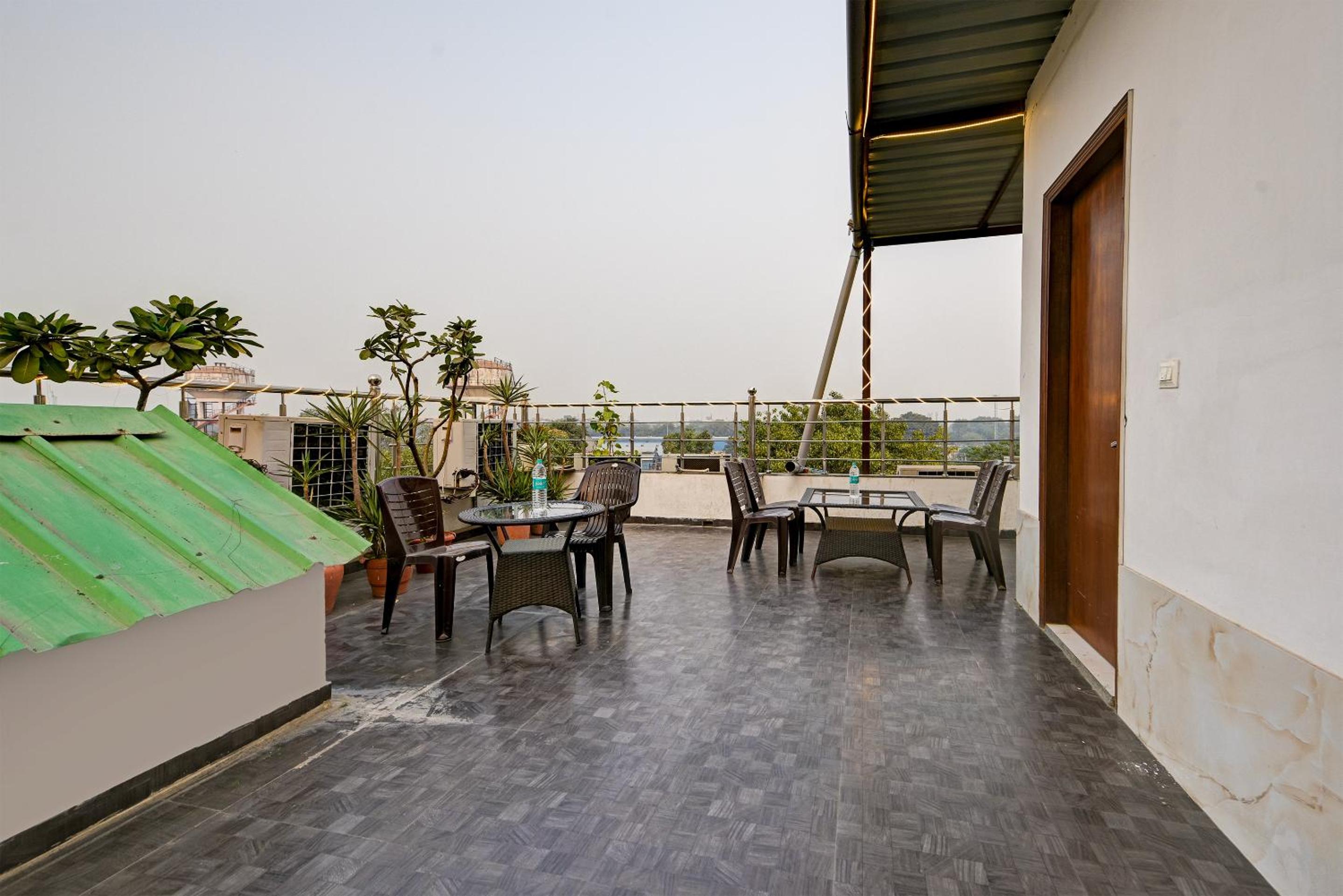 Фото Hotel Srivinayak