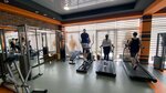 Фитнес клуб Gold Gym (ulitsa 50 let Oktyabrya, 37), fitness club