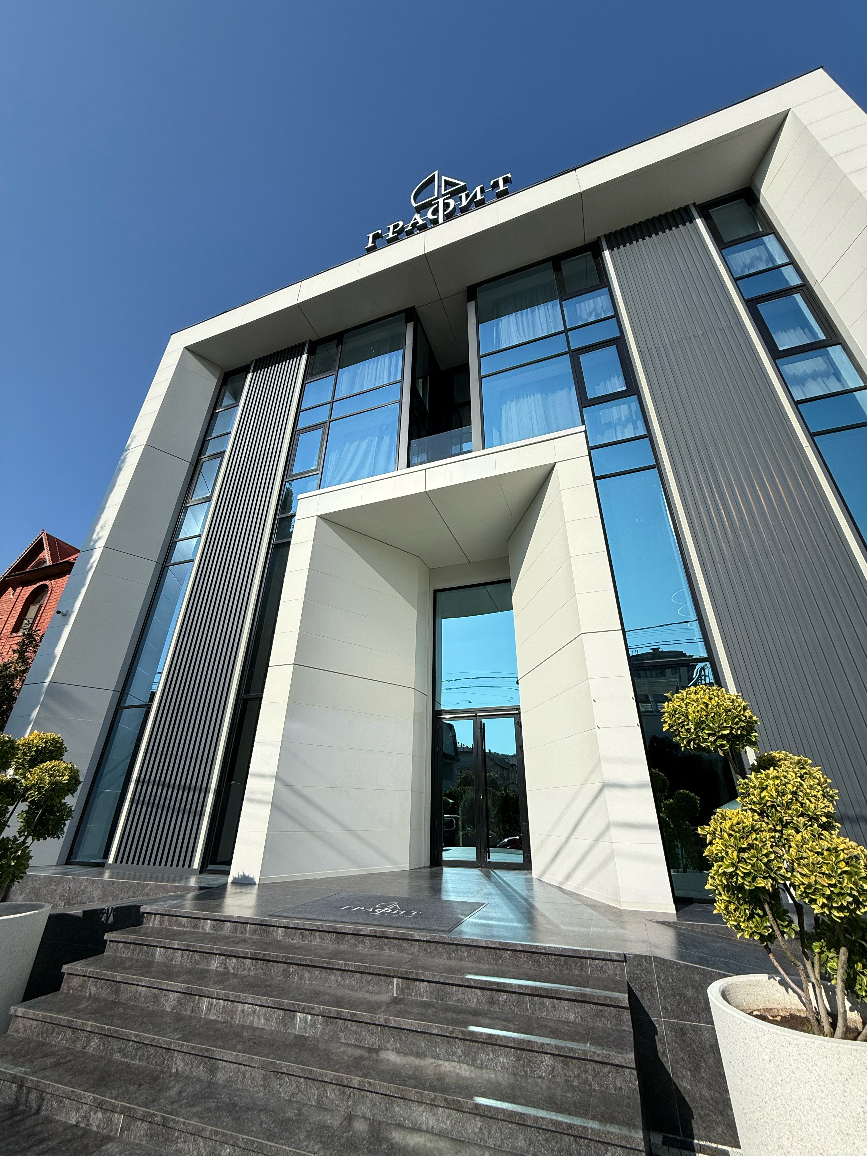 Фото Вертикаль, Графит