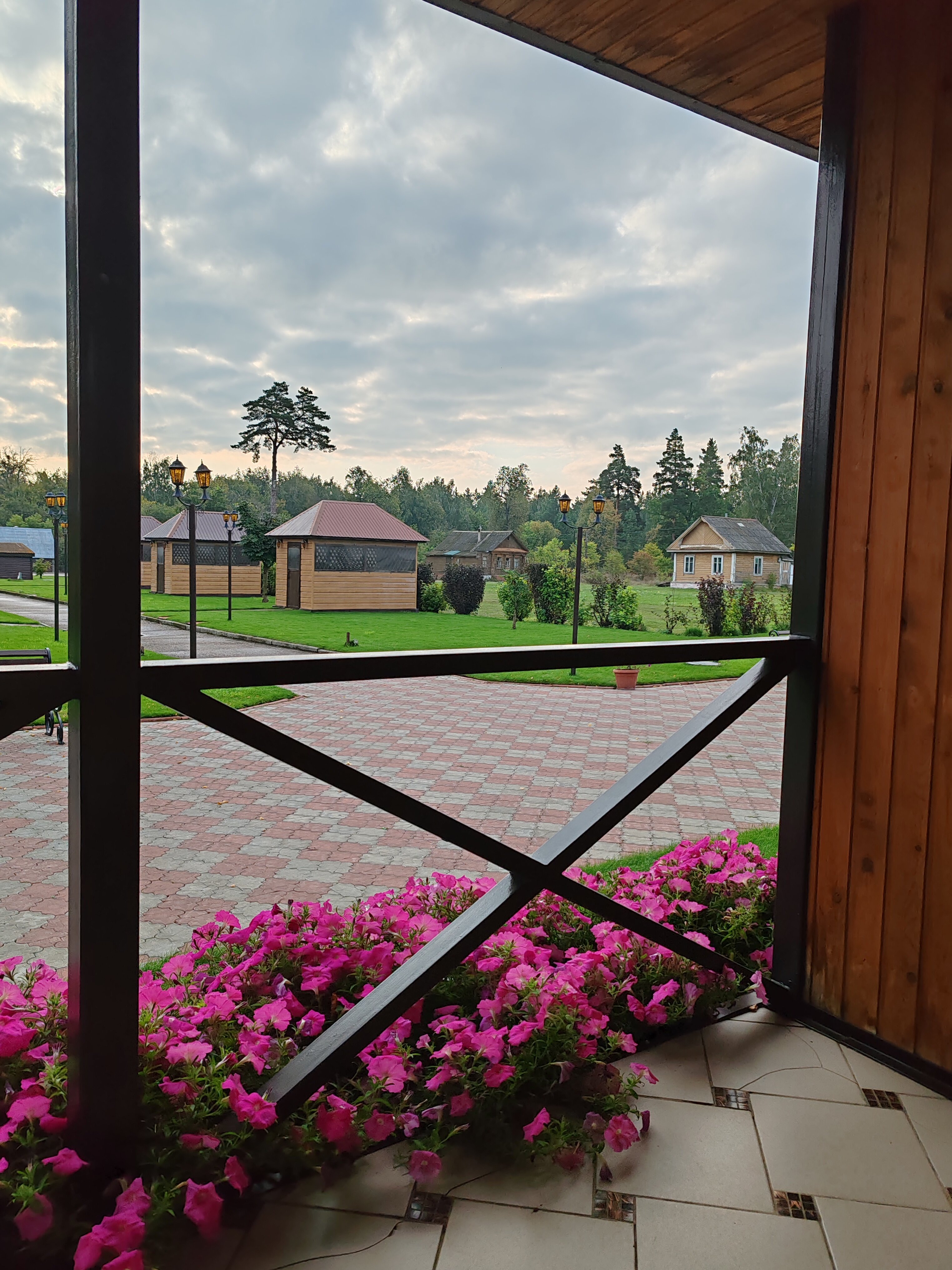 Фото Д-град