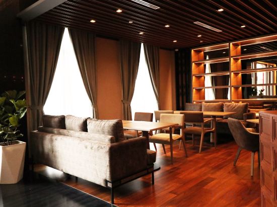 Фото Victoria Garden Hotel