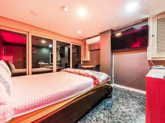 Фото Yeongdeungpo Hotel Home