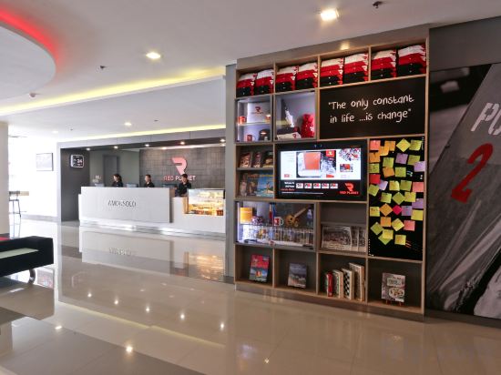 Фото Red Planet Makati Amorsolo