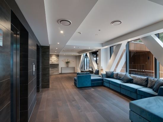 Фото Ramada Queenstown Central