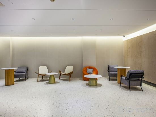 Фото MiHouse Hotel