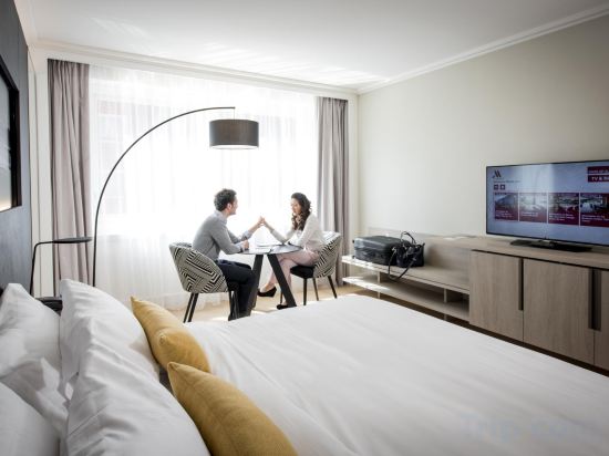 Фото Lyon Marriott Hotel Cite Internationale