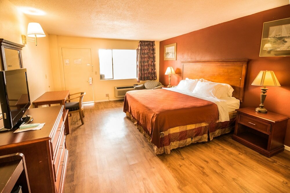 Фото Rodeway Inn