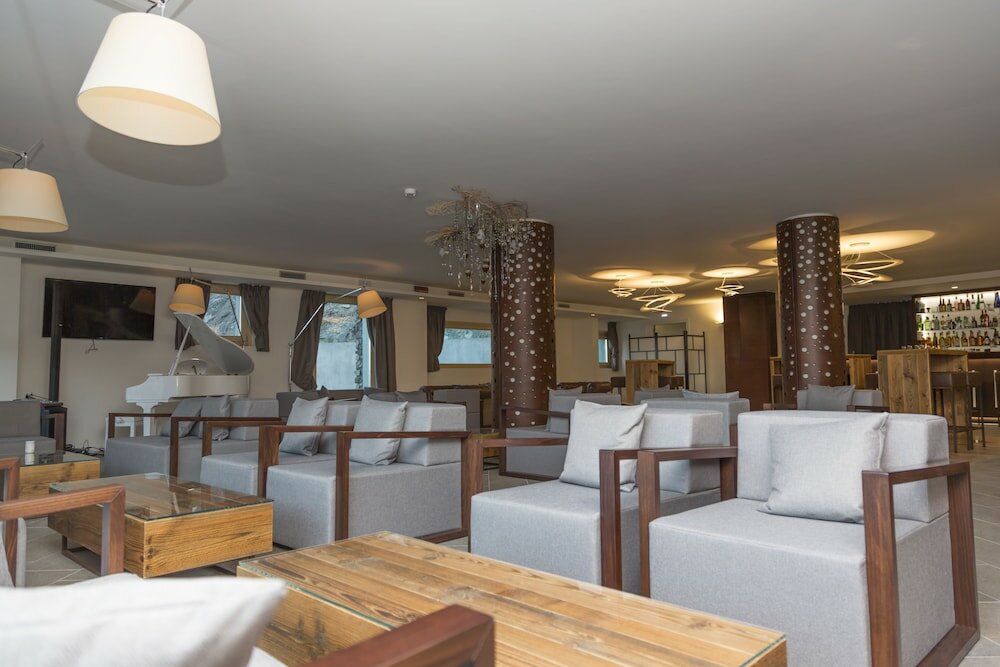 Фото White Angel Hotel