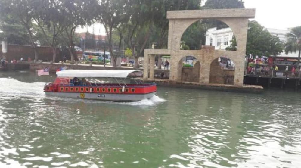 Фото Kota Lodge Hotel