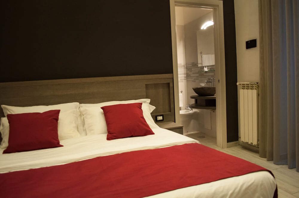 Фото Hotel Bella Napoli