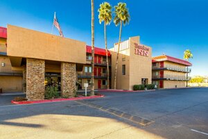 Гостиница Travelers Inn