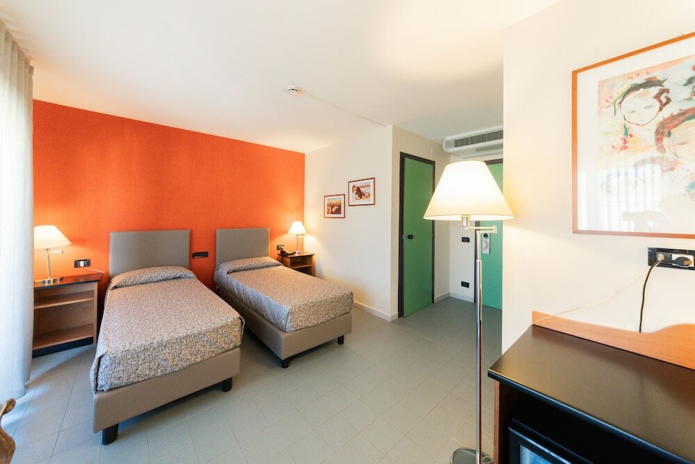 Фото Albergo Athenaeum