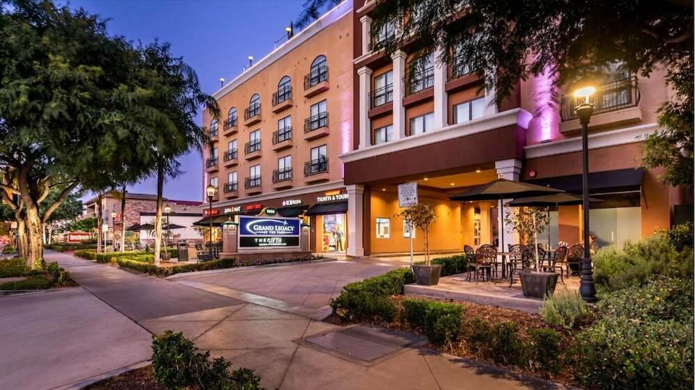 Фото Grand Legacy At the Park