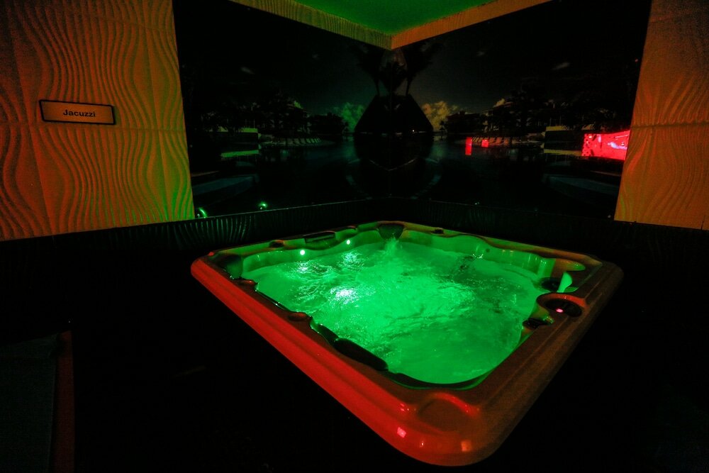 Фото Tolip Family Park Hotel