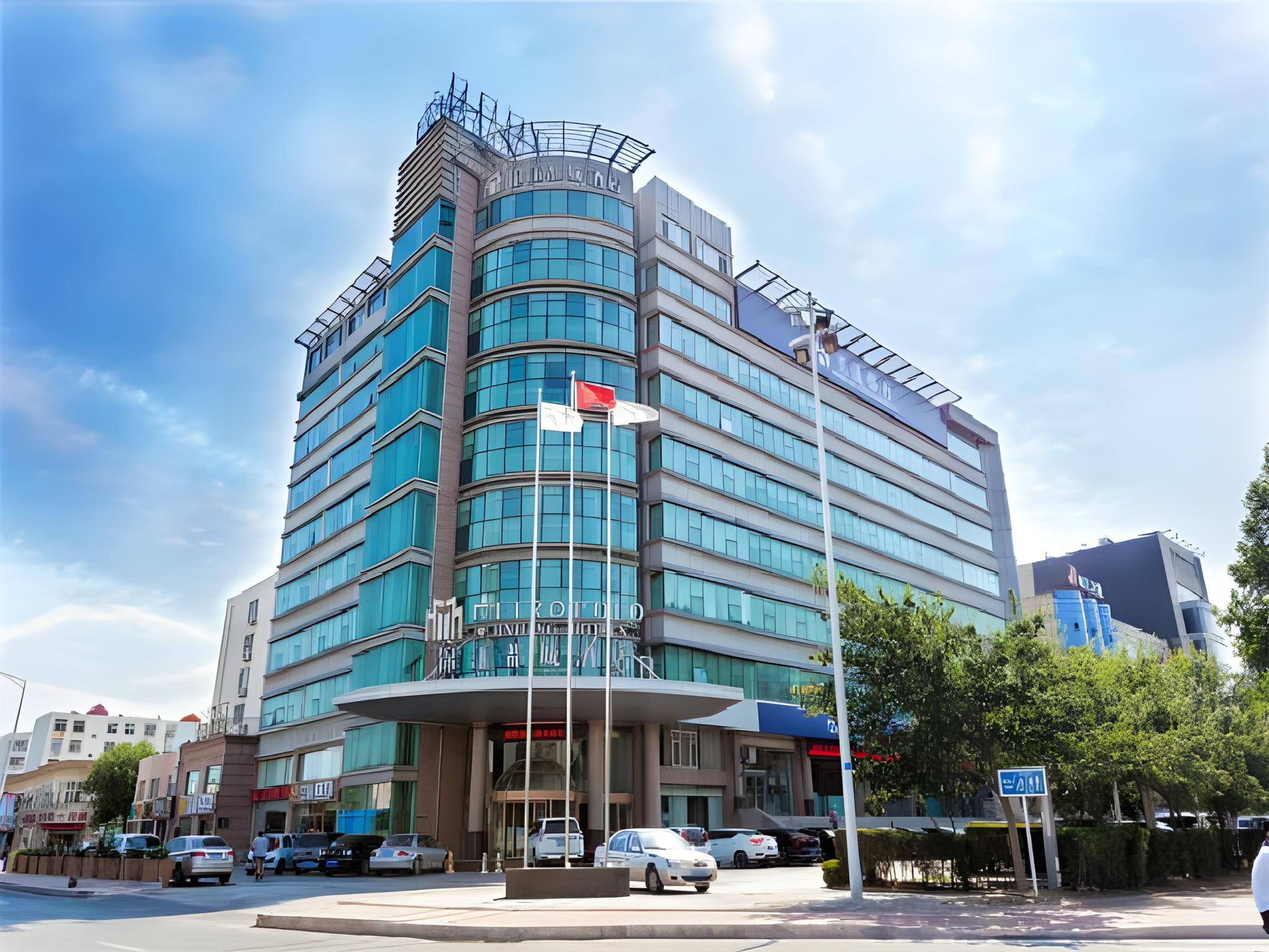 Фото отеля 1