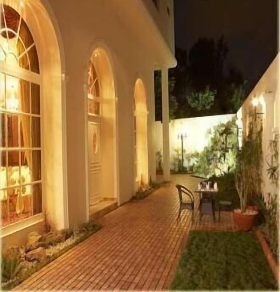 Фото The Grand Magrath Hotel