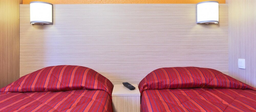 Фото Premiere Classe Lille Nord Tourcoing