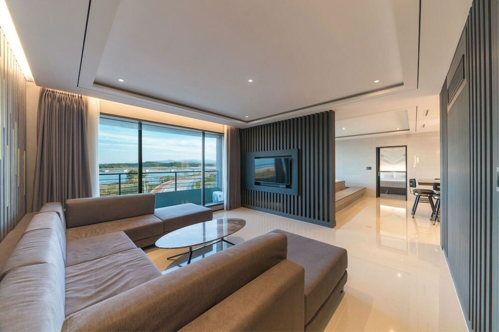 Фото Dignity Hotel