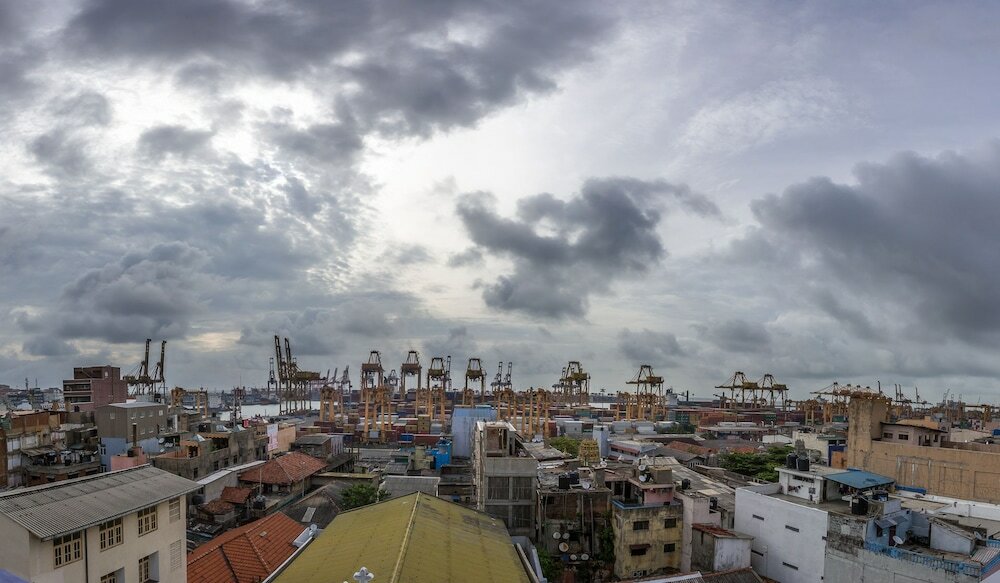 Фото Metro Port City Hotel