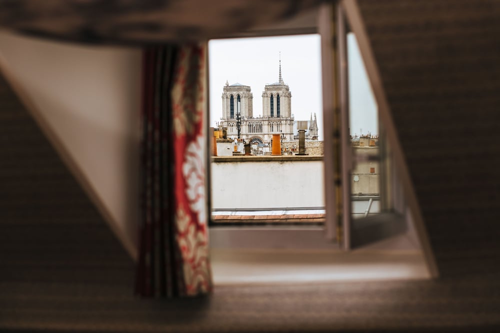 Фото Dauphine Saint Germain